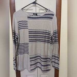 Bylyse Blue Gray Pullover Abstract Window Pane Striped Sweater Size Medium